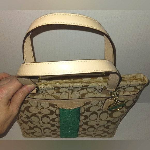 ☆Brand New☆Beautiful COACH Signature Stripe 12CM Emerald Zip Top Tote☆ - Picture 14 of 16